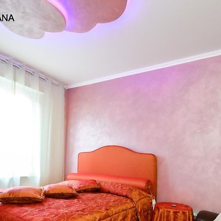 Confortabile Appartamento Con La Spa แบร์กาโม ภายนอก รูปภาพ